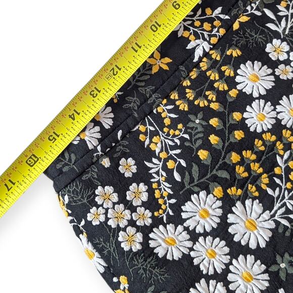 LOFT Textured Daisy Mini Pencil Skirt ~ cottage office career - Picture 4 of 8